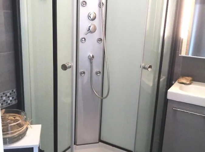 Herm's Petite Maison Atypique Et Cour Privative -