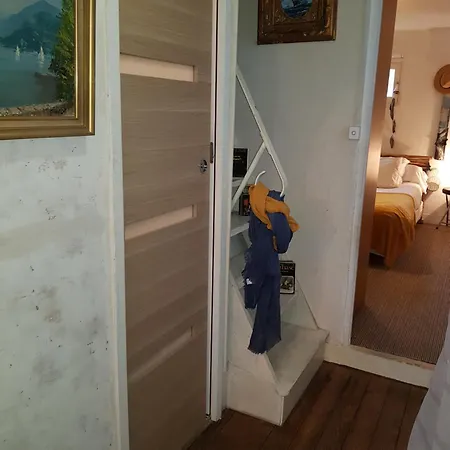 Herm's Petite Maison Atypique Et Cour Privative - Apartment