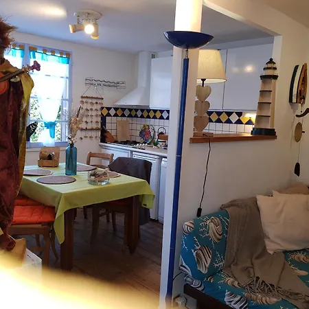 Apartment Herm's Petite Maison Atypique Et Cour Privative -