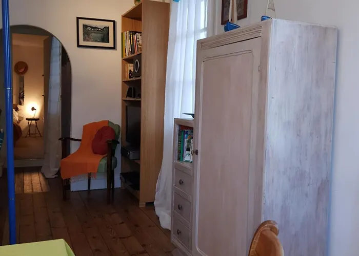 Herm's Petite Maison Atypique Et Cour Privative - Lejlighed